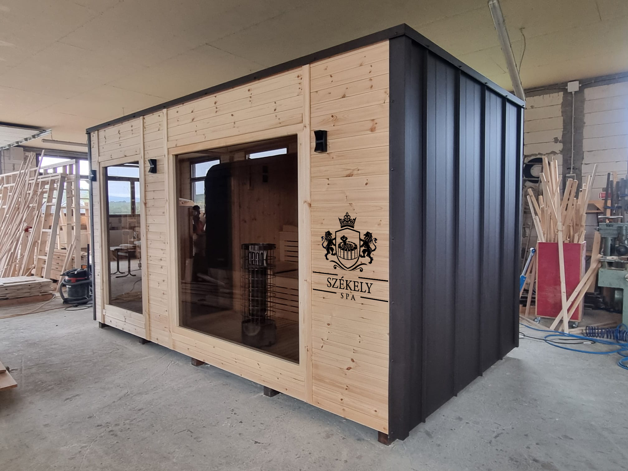 Saună Panoramică Premium de Exterior cu Vestiar – [ PSZSZ 4 ]
